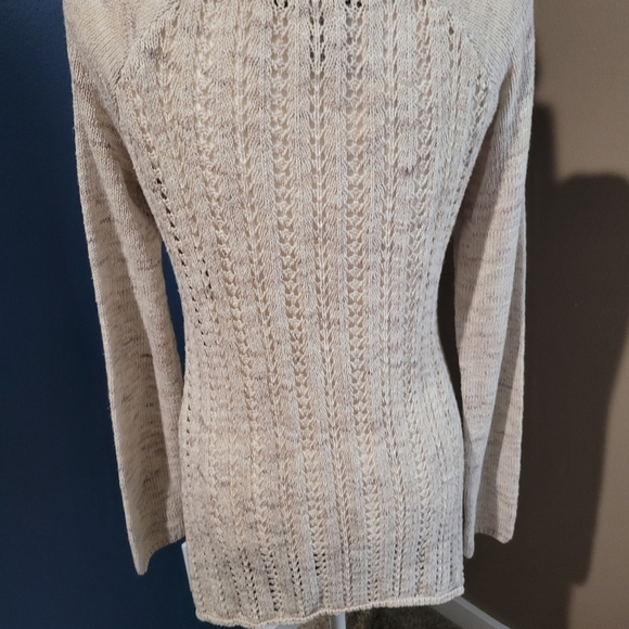 American Rags Size M Women's Long Sleeve Knit Sweater Tan Shark bite - Picture 6 of 10